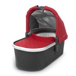 Uppababy - Vista bassinet (red)- never been opened